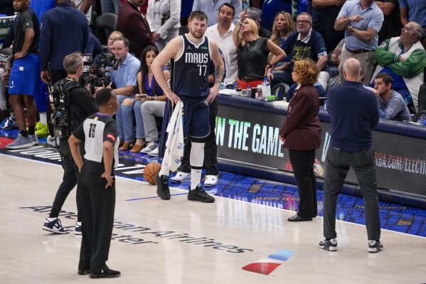 NBA总决赛：凯尔特人赢得第三场比赛后接近历史性冠军